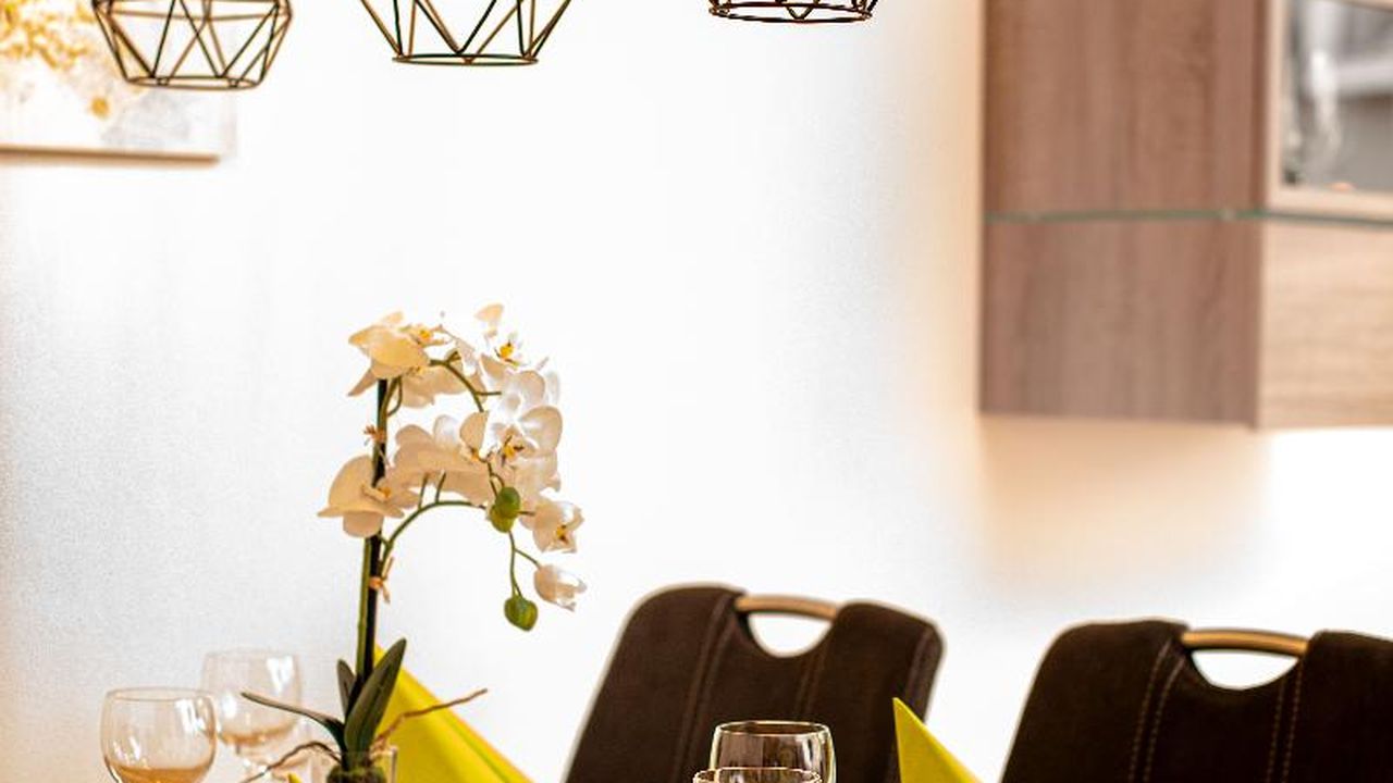 Esstischgruppe Esstischgruppe